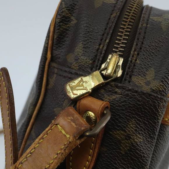 LOUIS VUITTON Monogram Trocadero 30 Shoulder Bag M51272 LV Auth 98338 - Picture 8 of 16